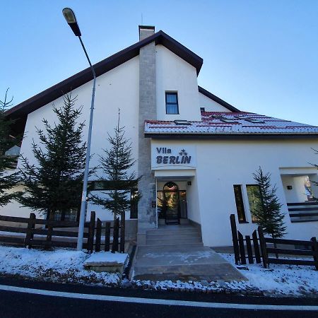 Hotel Vila Berlin Poiana Brașov Exterior foto